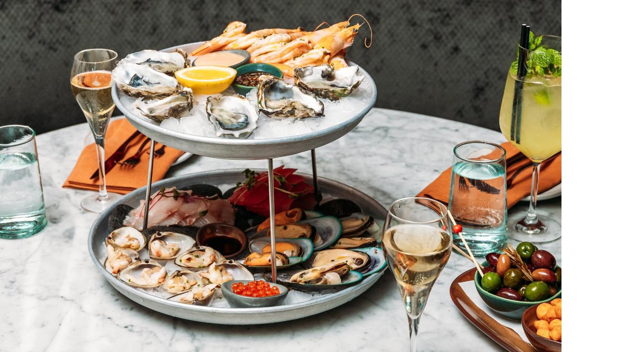 Intercontinental Wellington By Ihg Hotel Bagian luar foto Seafood platter
